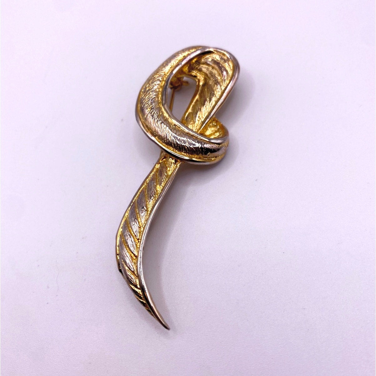 Vintage Gold Tone Abstract Swirl Brooch Large 3”