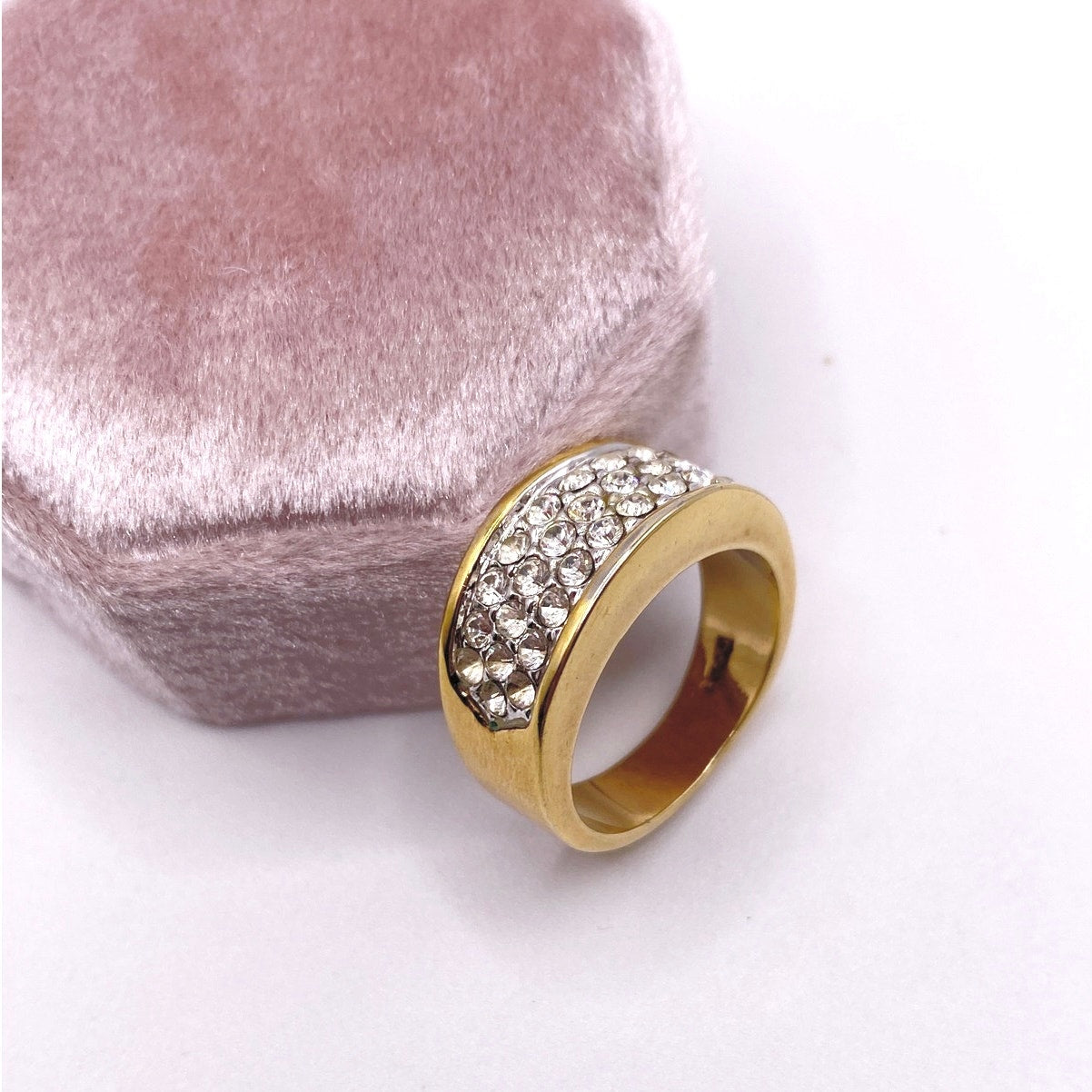 Vintage Ring Band With Rhinestones Gold Electroplated 7.5