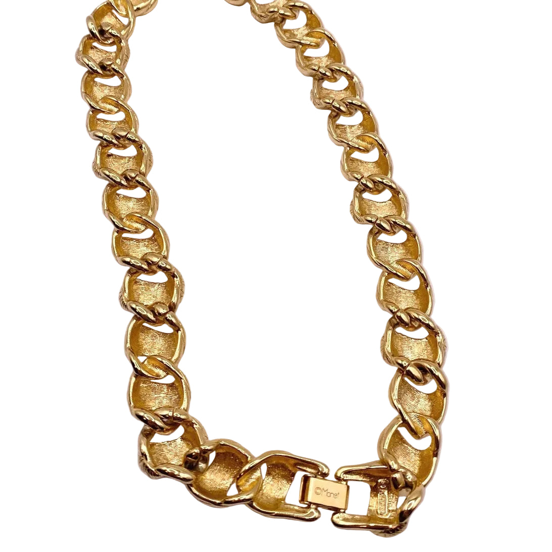 Monet Signed Vintage Chunky Links Short Necklace 16”