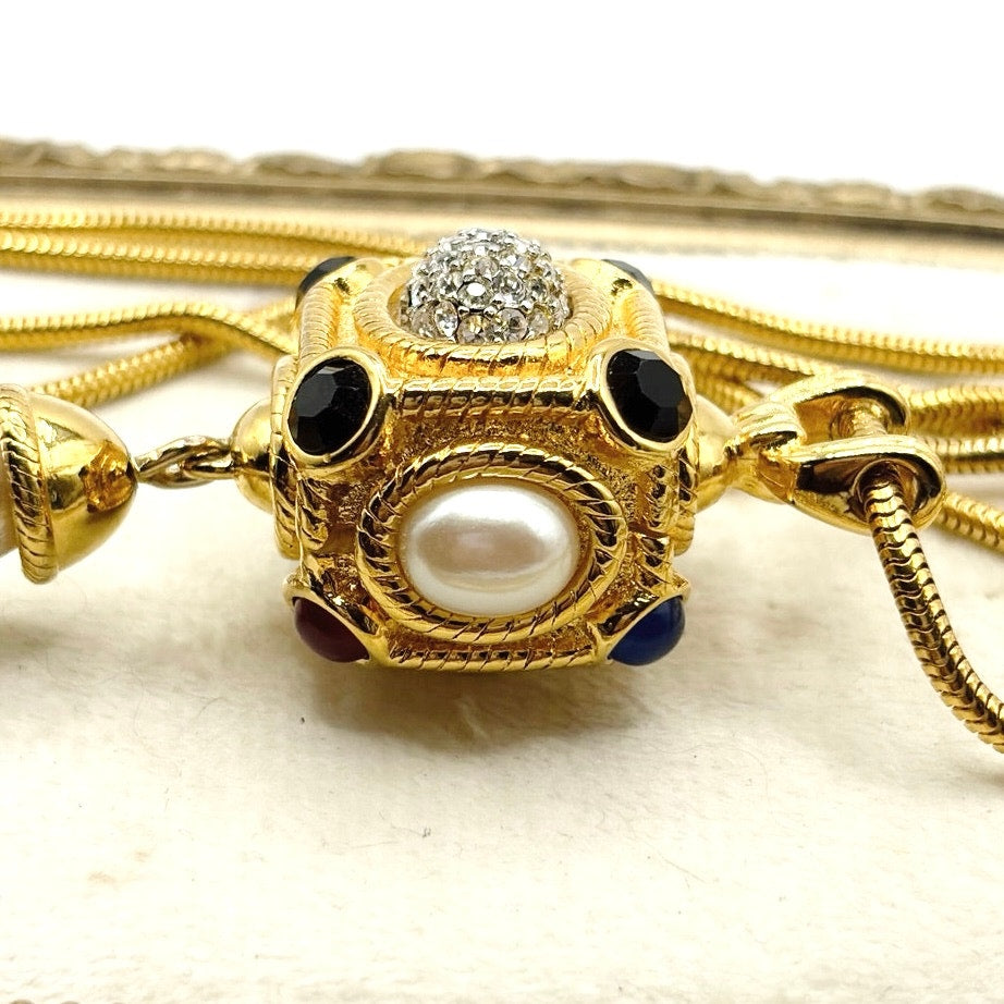 Vintage Unsigned Trifari Necklace Jewels of India Design 30” Long