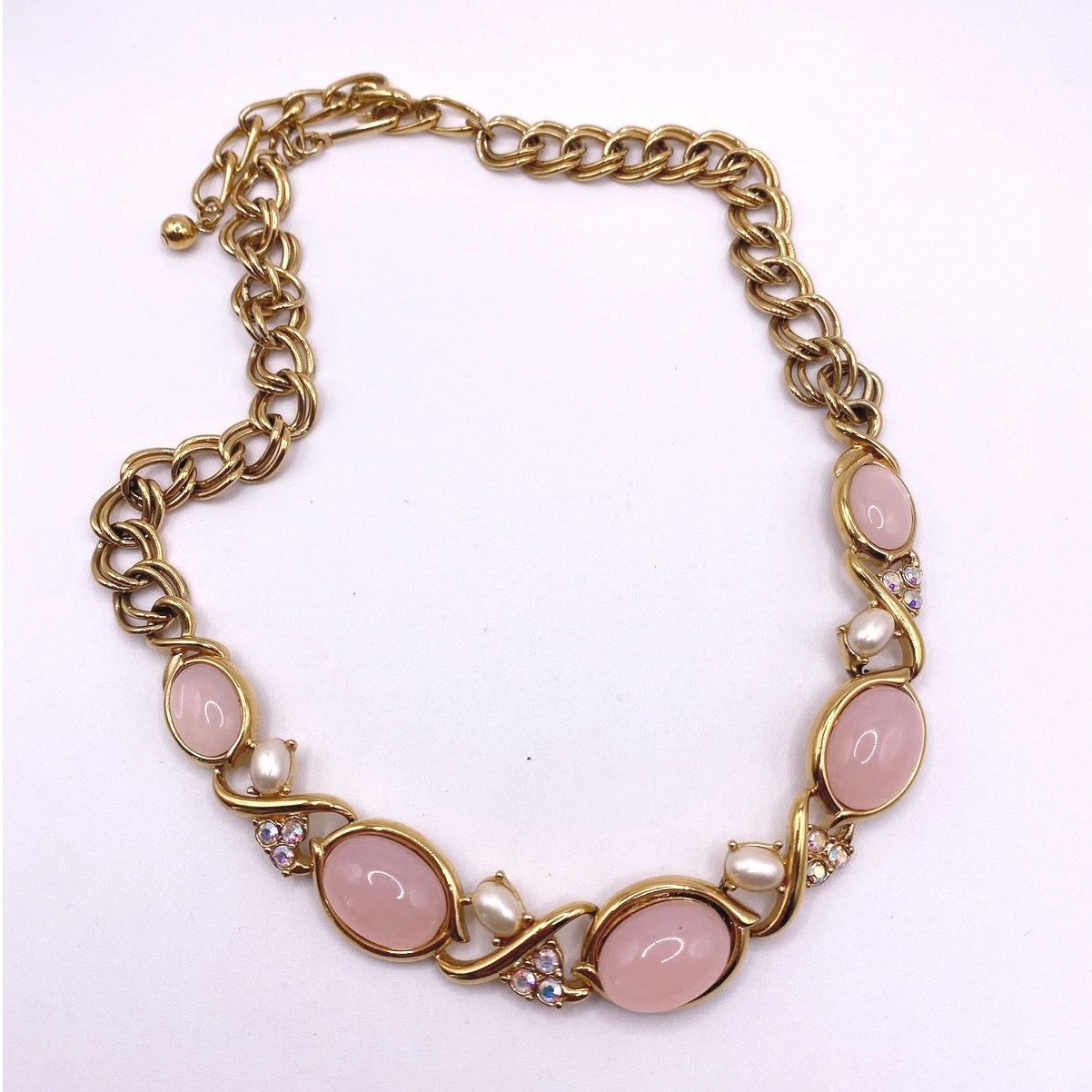 Trifari Vintage Necklace With Soft Pink Lucite Cabochons Stones
