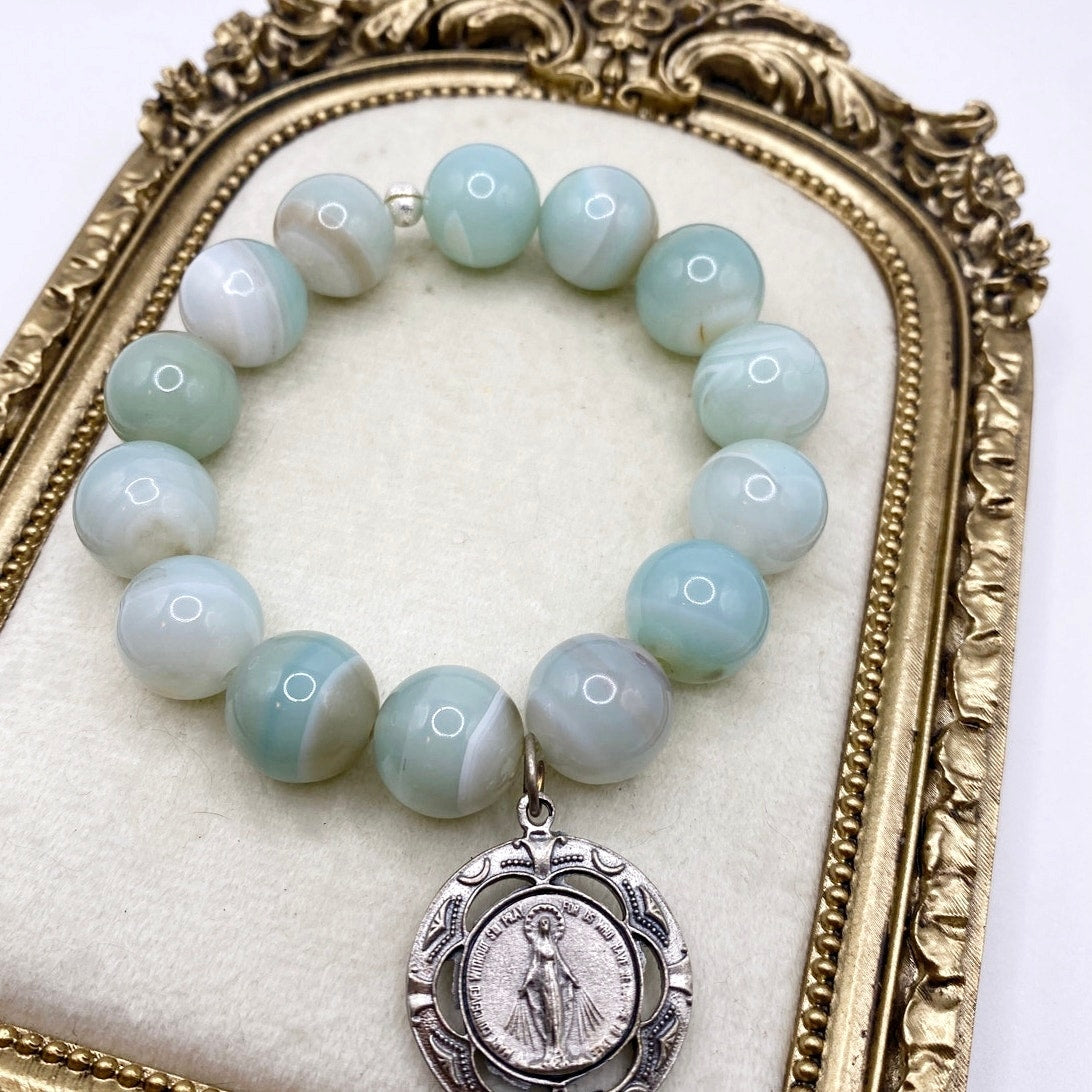 Miraculous Virgin Mary Medal and Caribbean Green Agate Stretchy Bracelet 7”