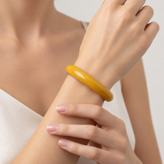 1960s Bakelite Bangle Bracelet with Butterscotch Tone Finish, Size Seven Fits Most, Excellent Collectible Condition - alternate view