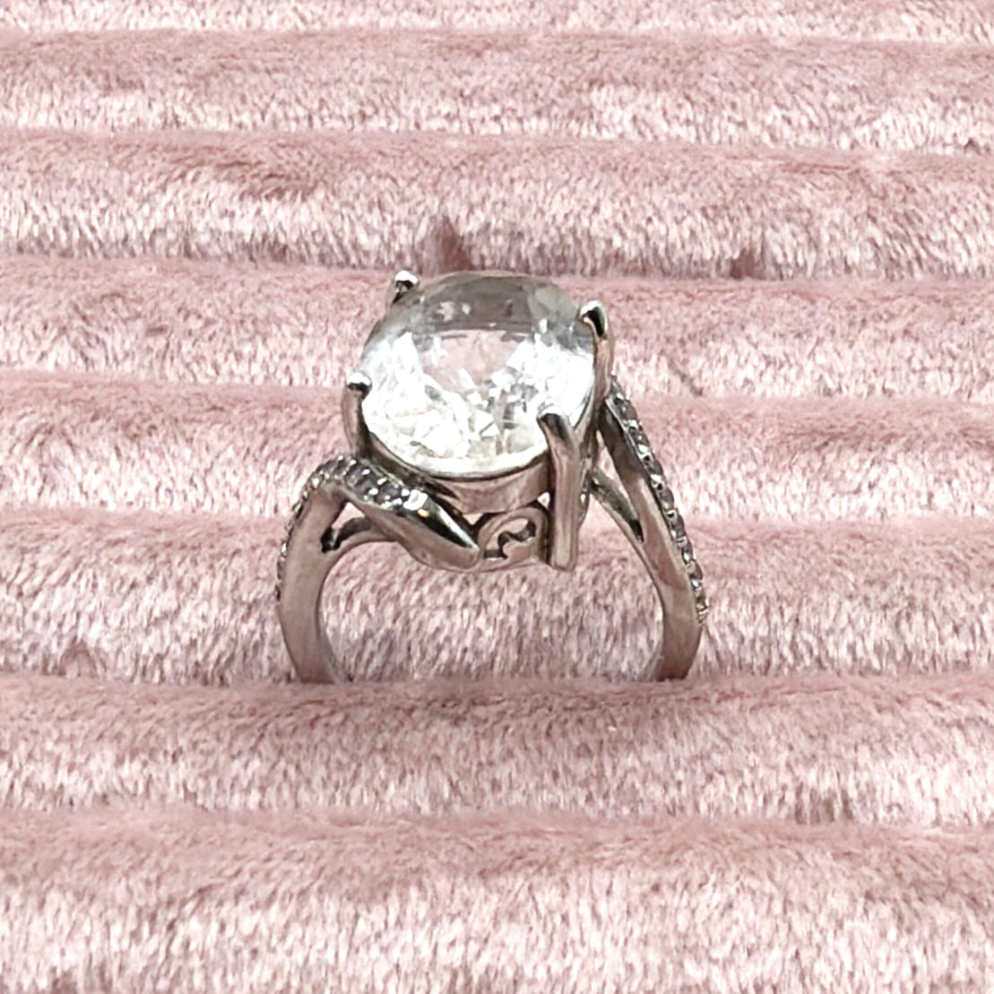 BBJ Sterling Silver and Natural Quartz Small Ring 4.7”