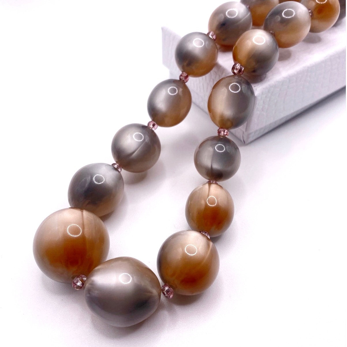 Vintage Moon Glow Lucite Iridescent Beautiful Gradient Beads 24”