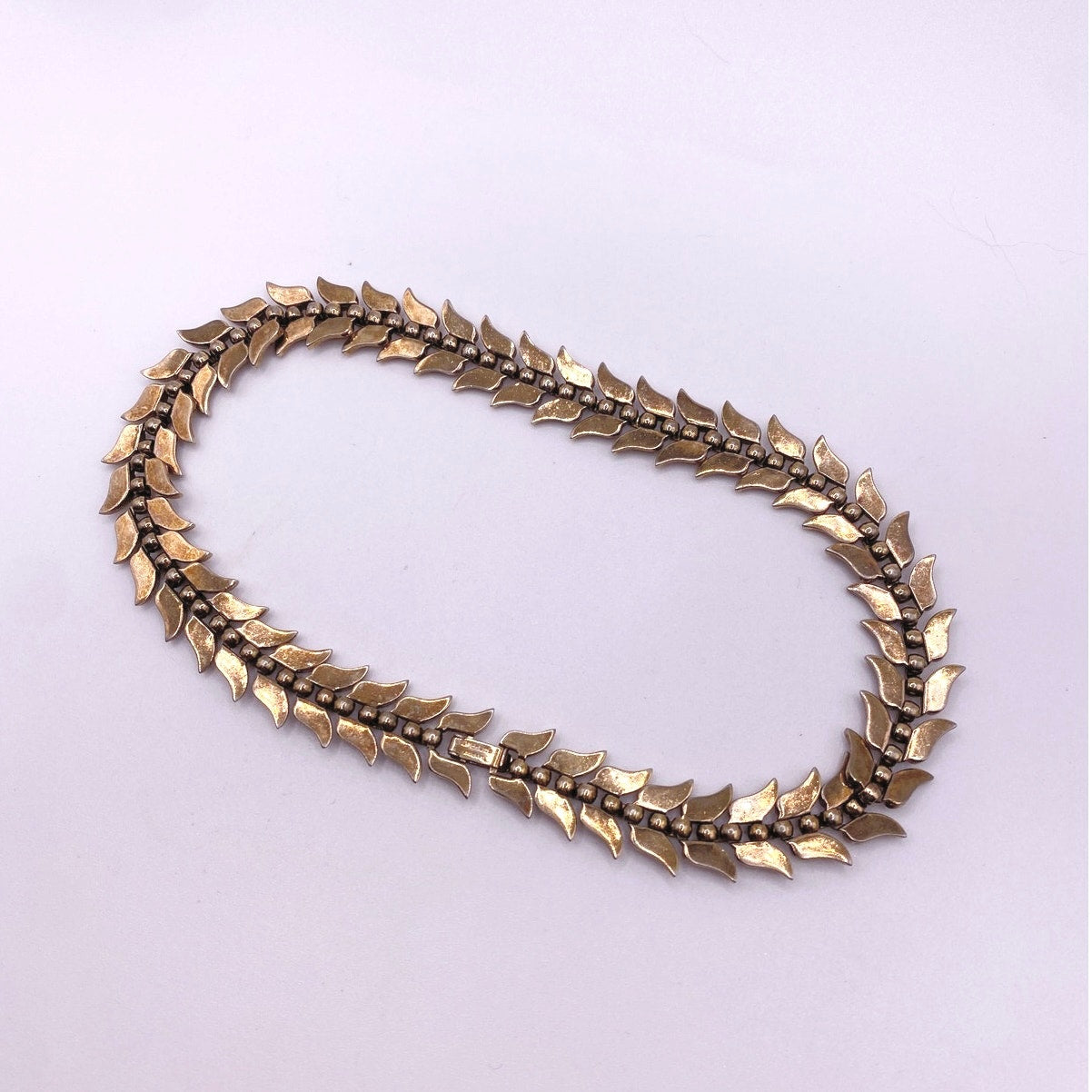 Trifari Vintage Gold Tone Collar Necklace 14”