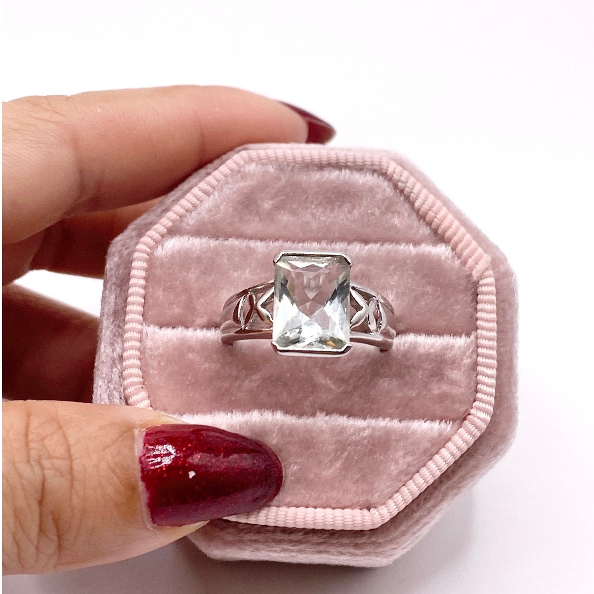 Vintage Green Amethyst and Sterling Silver Ring Size 5.5” and 3.19 grms