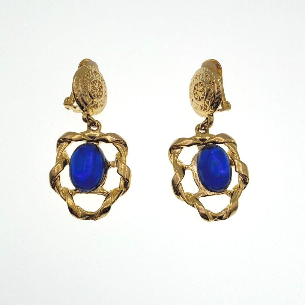 Vintage Gold Tone and Blue Glass Stone Clip On Earrings