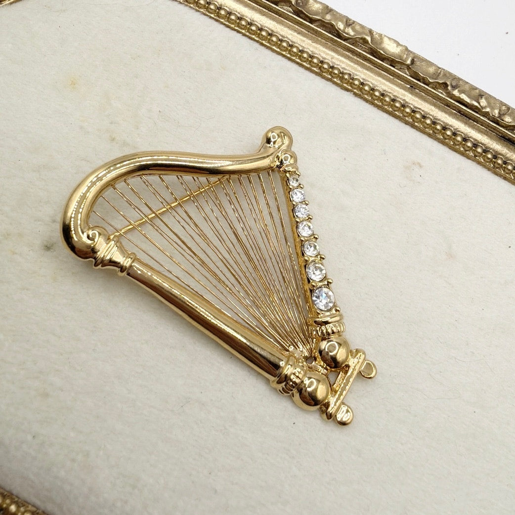 Vintage Harp Brooch Gold Tone 2”