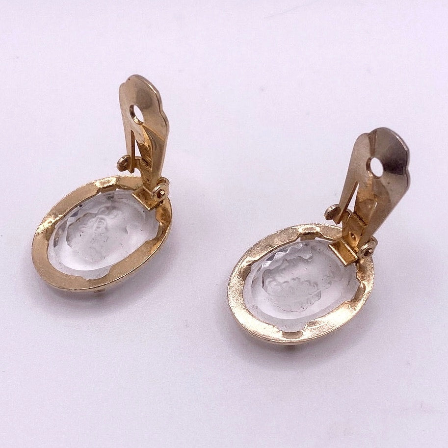 Warner Vintage Clip On Earrings Glass Intaglio Reverse Cameo