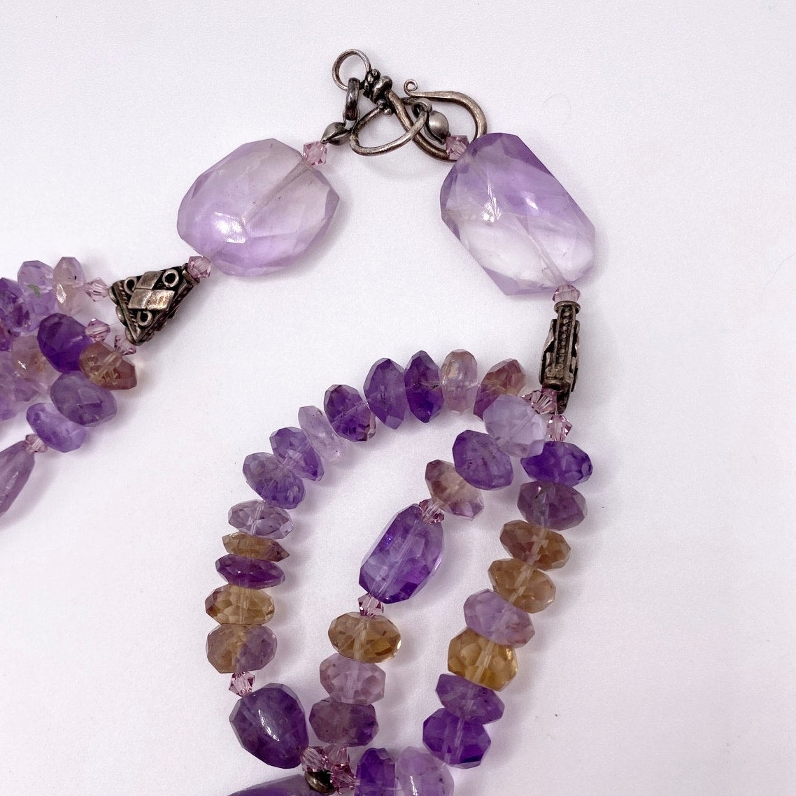 Amethyst Crystals Vintage Necklace with Agate Stone Carved Pendant 18”