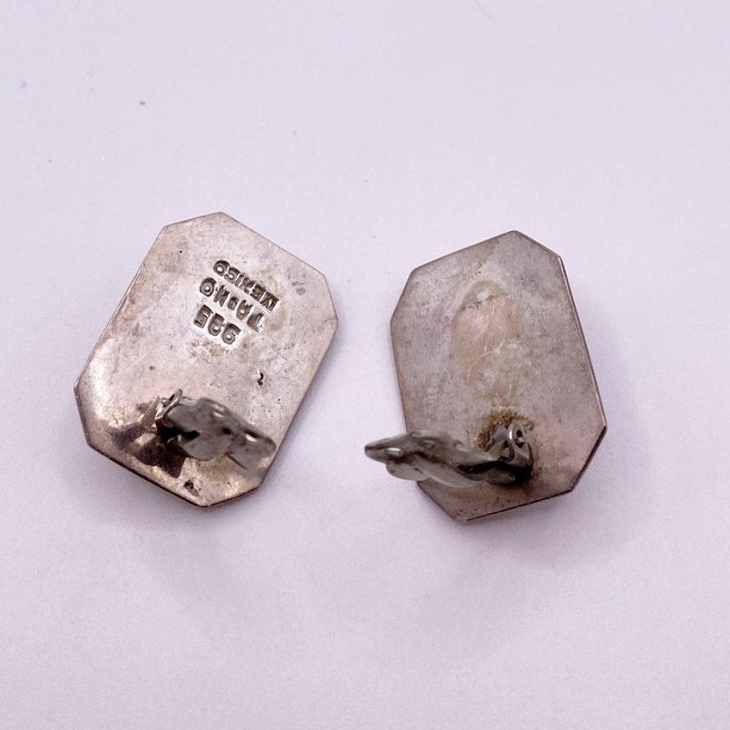 Vintage Sterling Silver Taxco México and Carnelian 1” Clip On Earrings