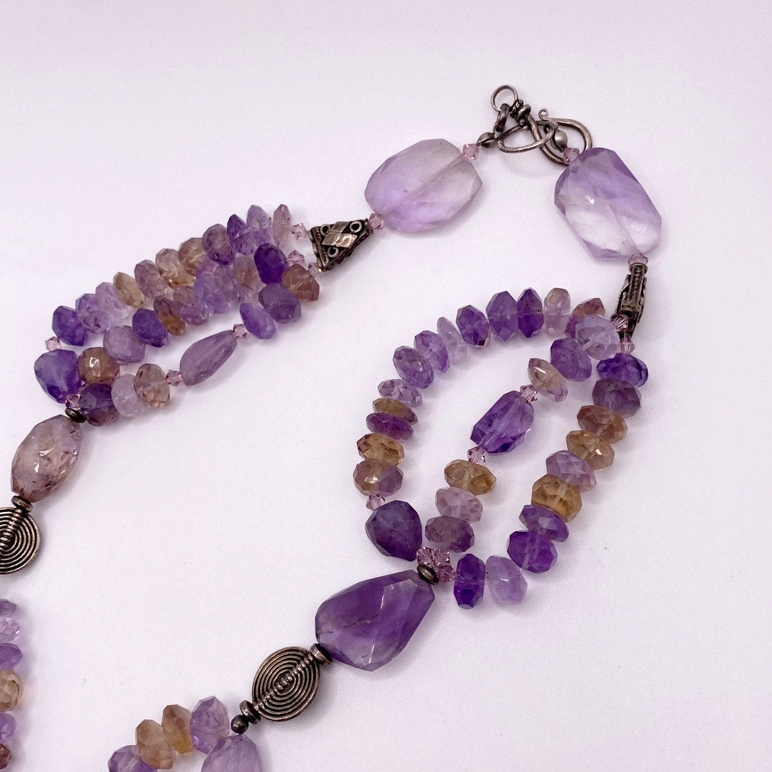 Amethyst Crystals Vintage Necklace with Agate Stone Carved Pendant 18”