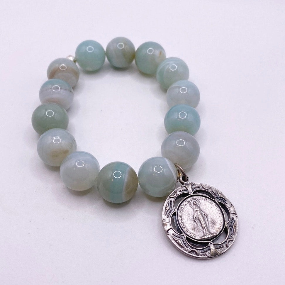 Miraculous Virgin Mary Medal and Caribbean Green Agate Stretchy Bracelet 7”