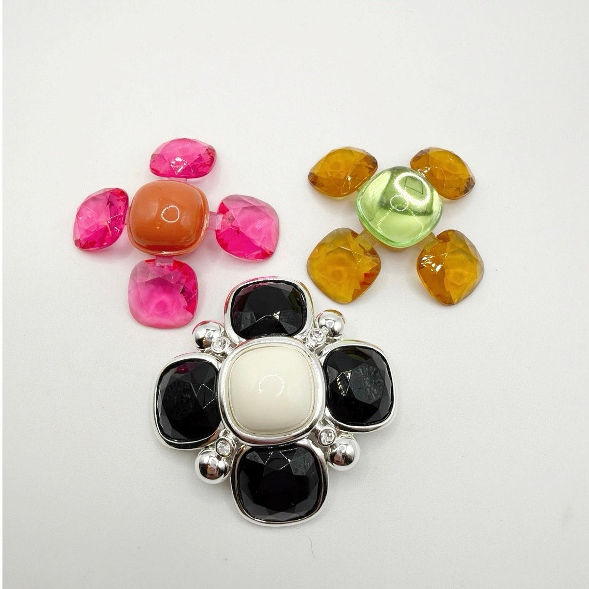 Joan Rivers Maltese Cross Silver Tone Exchangeable Lucite Cabochon Brooch