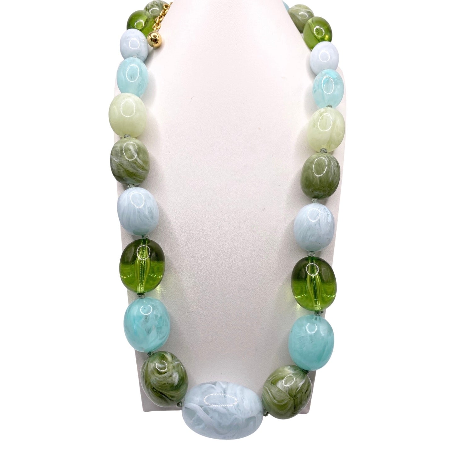 Joan Rivers Green Tones Lucite Chunky Necklace 26” Glows On Dark Light