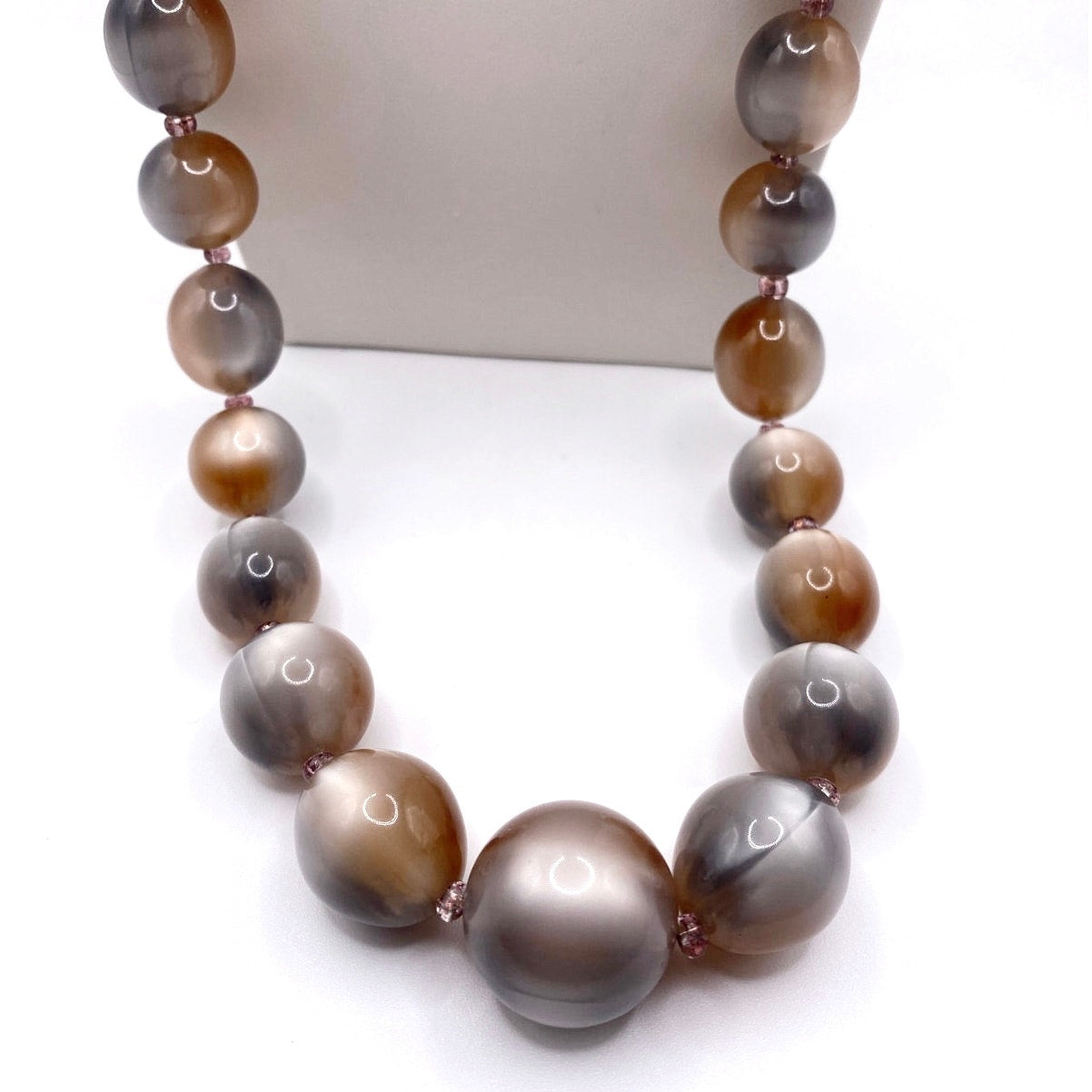 Vintage Moon Glow Lucite Iridescent Beautiful Gradient Beads 24”