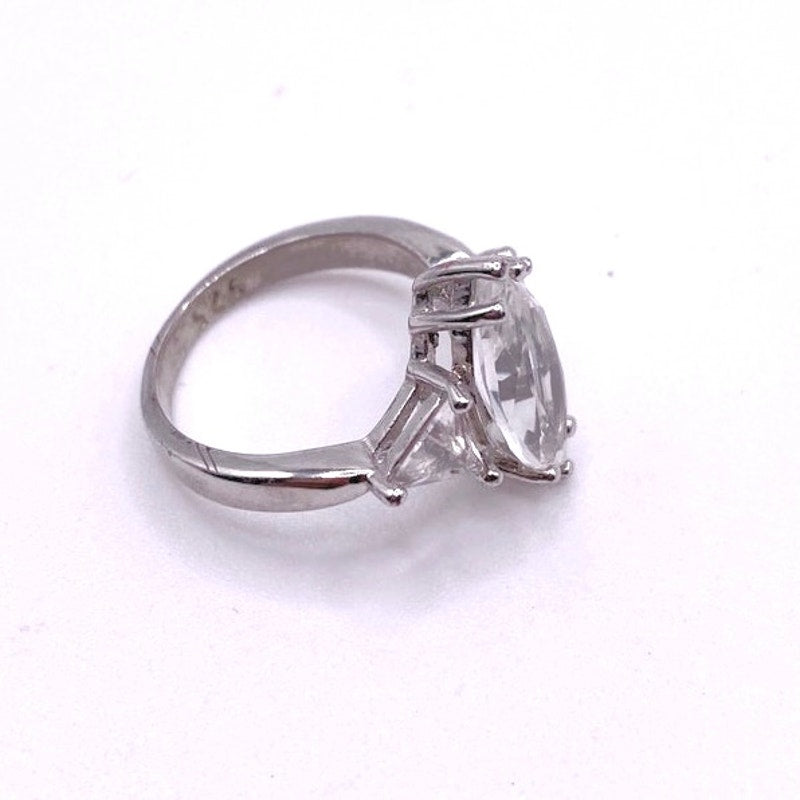Vintage Sterling Silver Ring Almond Shaped Cubic Zirconia 6”