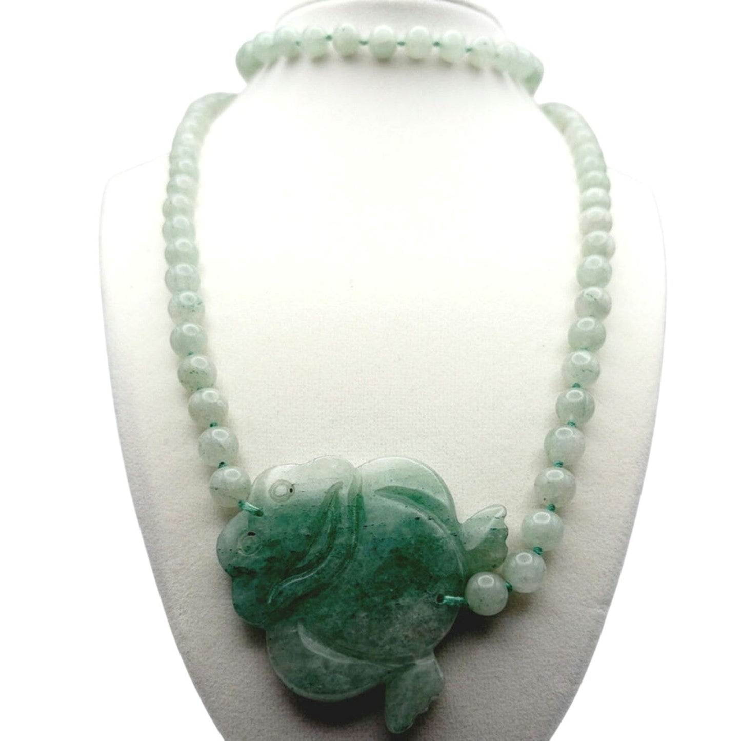 Vintage Chinese Jedaite Necklace 30” with Carved Frog Pendant