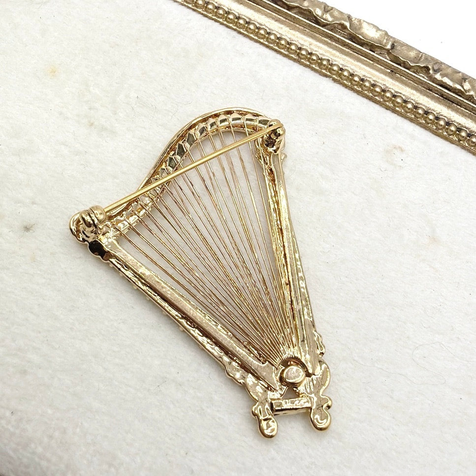 Vintage Harp Brooch Gold Tone 2”