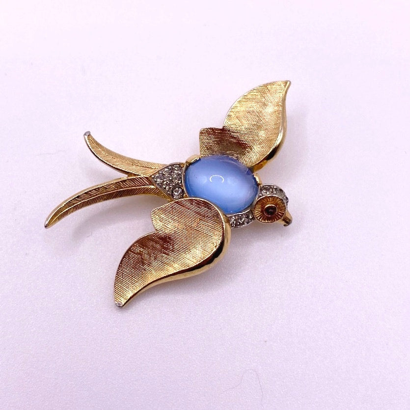 Crown Trifari Jelly Belly Brooch Blue Bird by Alfred Philippe