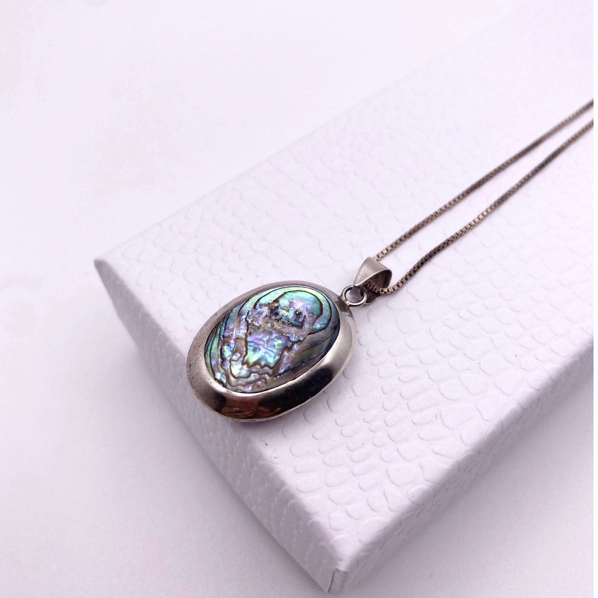 Sterling Silver Shiva Eye Shell and Abalone Double Face Pendant and Necklace 18”