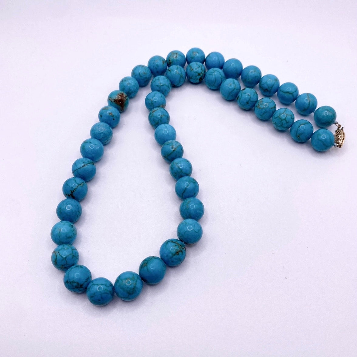 Vintage 14k Gold Clasp and Turquoise Gemstones Necklace 16”
