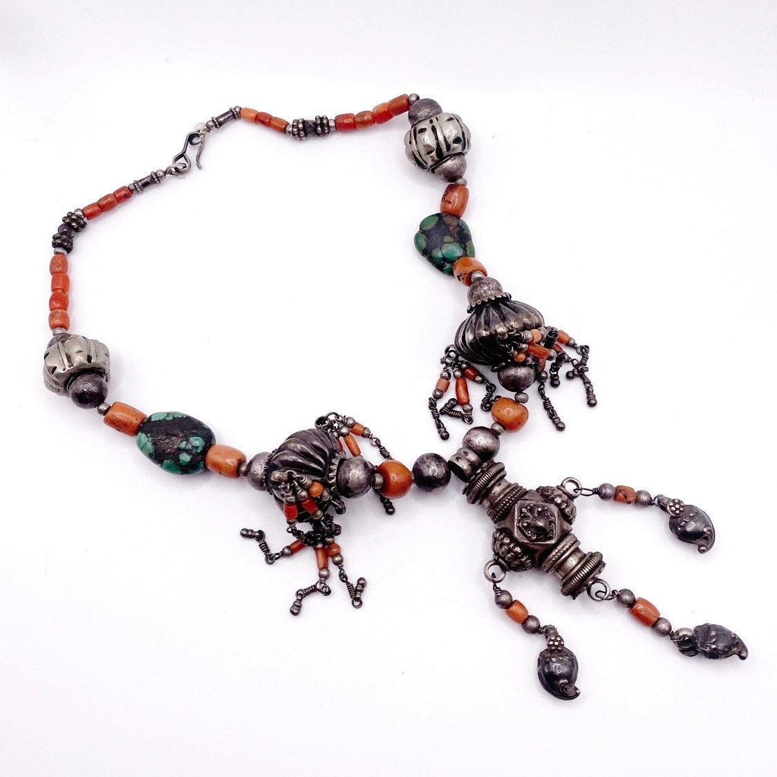 Antique Yemeni Silver Tone Filigree And Coral Beads Necklace Rare Piece