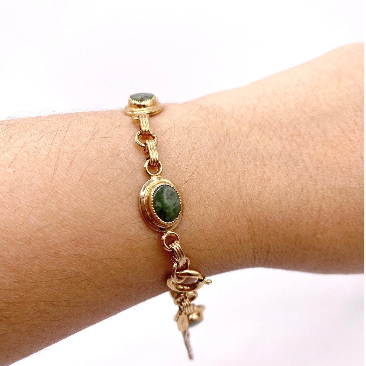 Sarah Coventry Signed 12K GF Bracelet Link with Jade Stones Size 7”