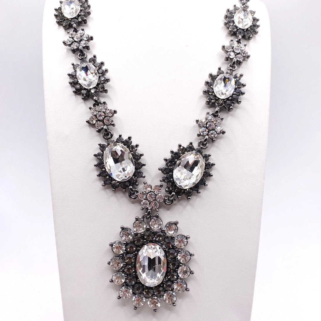Amrita Beautiful Statement Glass Necklace