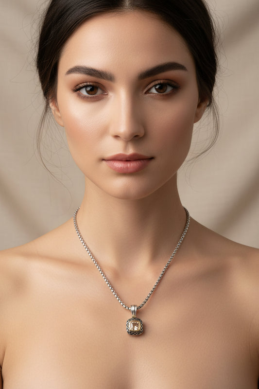Vintage Silver Tone Retro Style Necklace With Topaz Tone Cubic Zirconia 18”