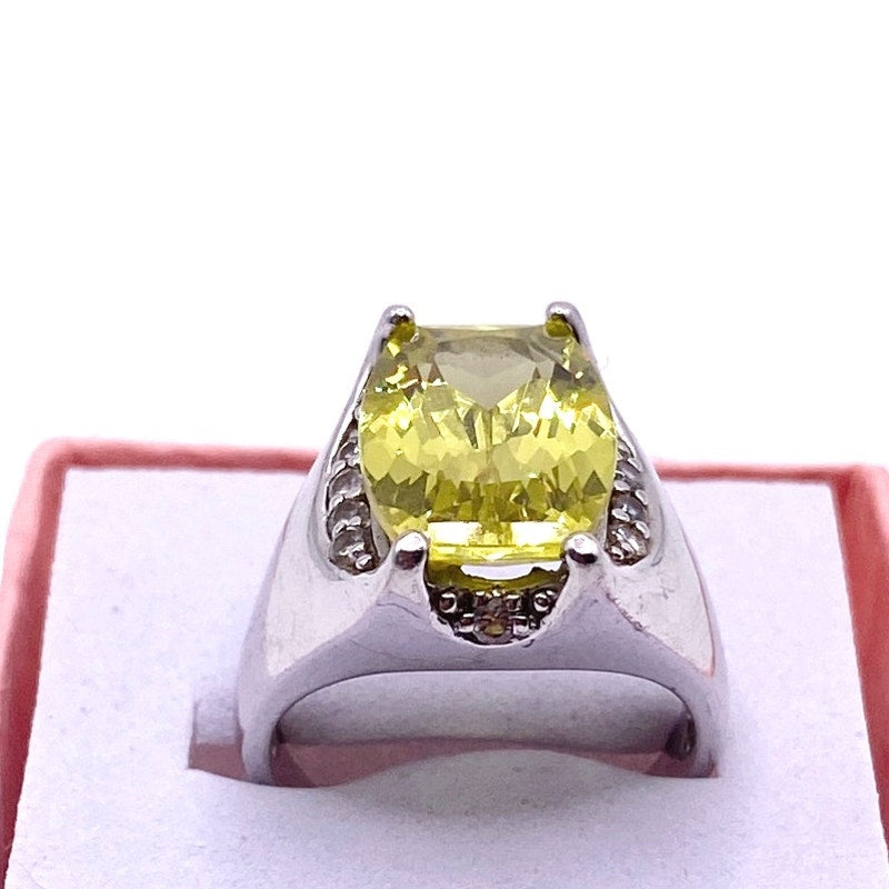 Sterling Silver and Lemon Citrine Stone Cocktail Ring  7”