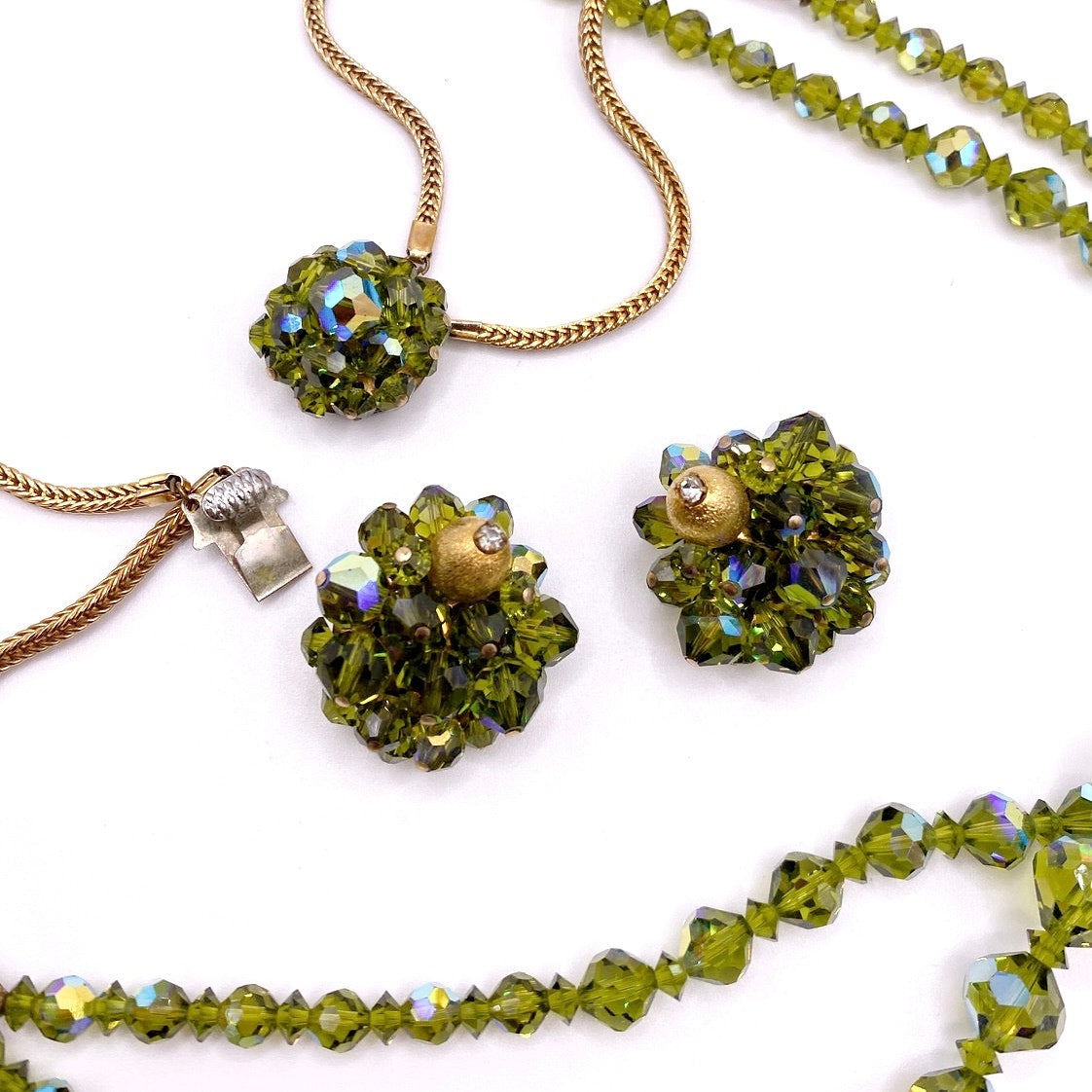 Vntg Double Strand Green Austrian Crystal Necklace 17” and Clip on Earrings Set