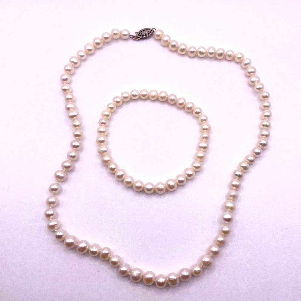 Pearl Necklace Bracelet Set w/ St Silver Closure