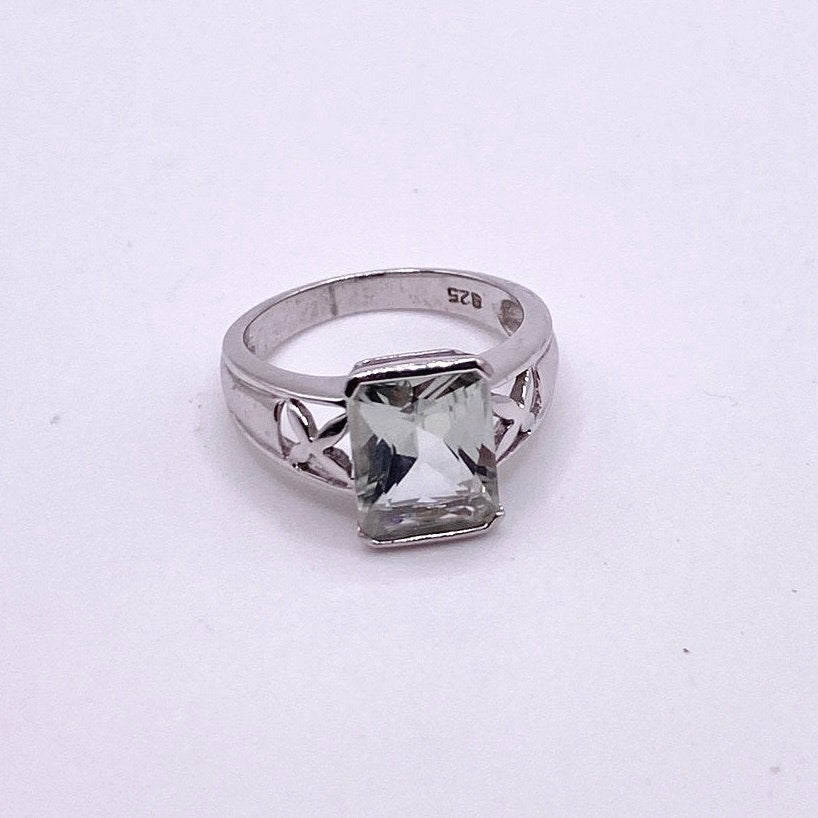 Vintage Green Amethyst and Sterling Silver Ring Size 5.5” and 3.19 grms