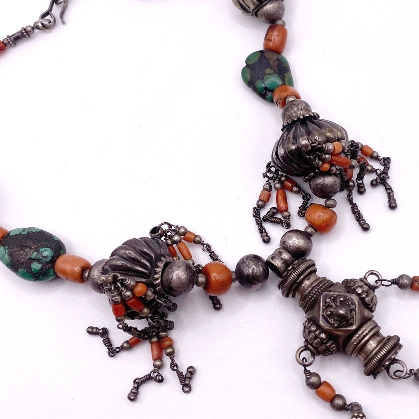Antique Yemeni Silver Tone Filigree And Coral Beads Necklace Rare Piece