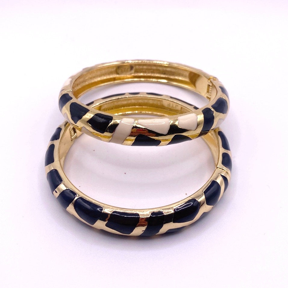 Two JTF Bangle Bracelets Black and White Enamel Sise 7