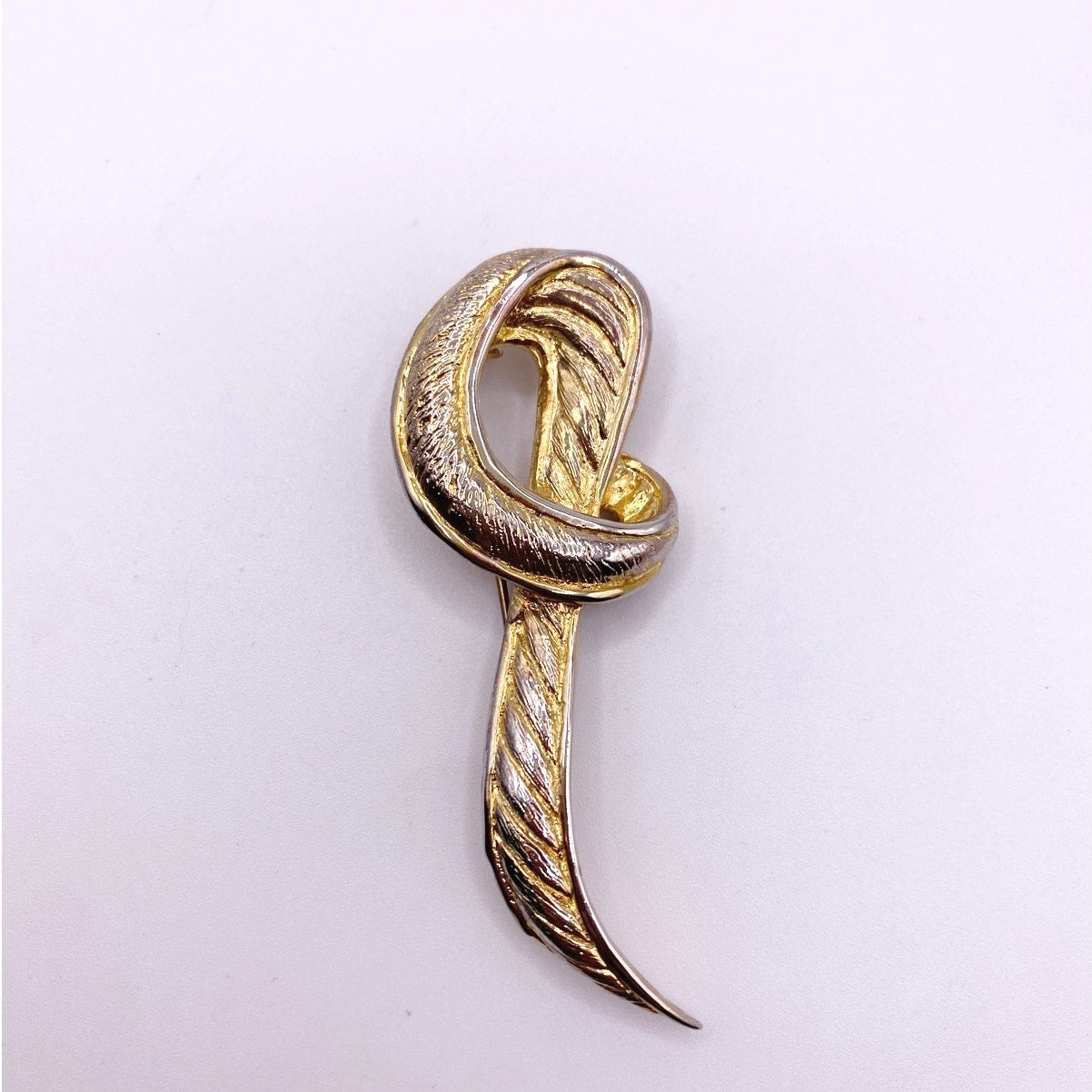 Vintage Gold Tone Abstract Swirl Brooch Large 3”