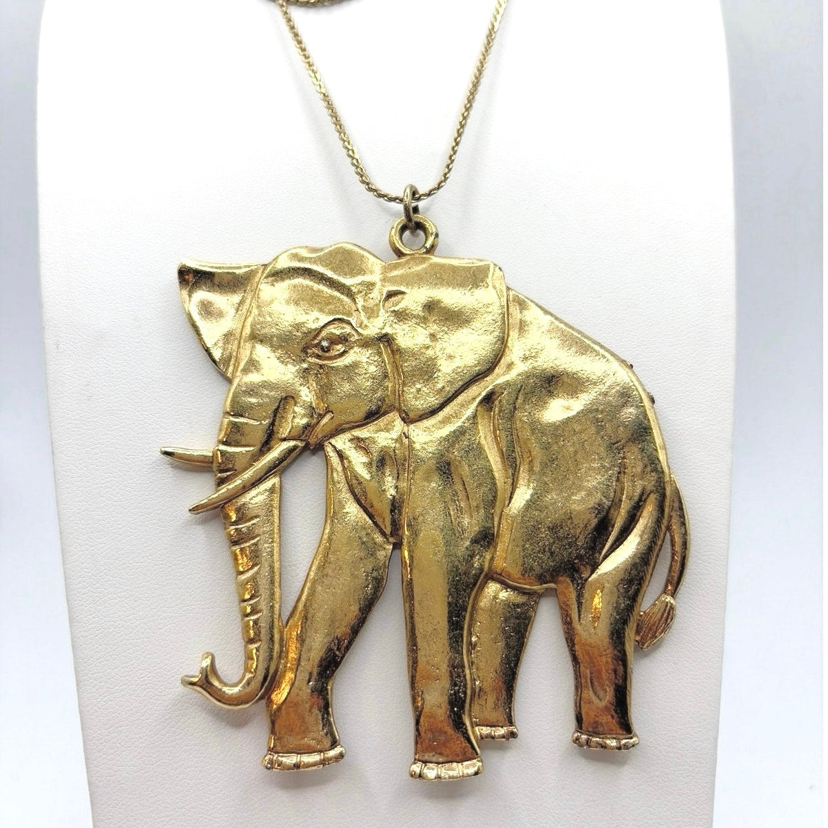 Monet Vintage Elephant Pendant Chain 24”