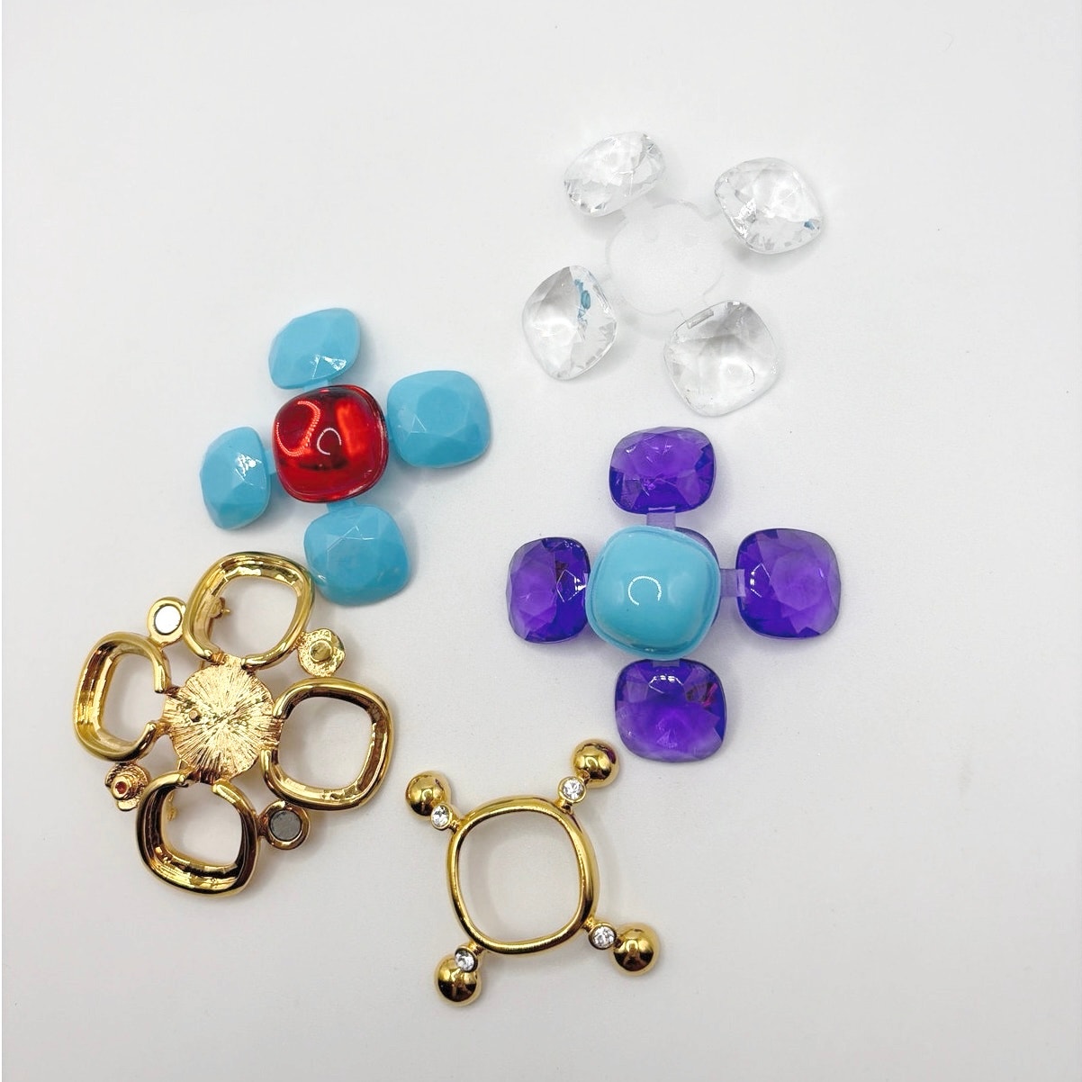 Joan Rivers Maltese Cross Gold Tone Exchangeable Lucite Cabochon Brooch