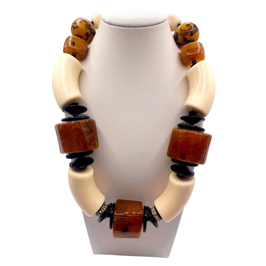 VNTG Chunky Carnelian Amber and Vegetable Ivory Necklace 16”