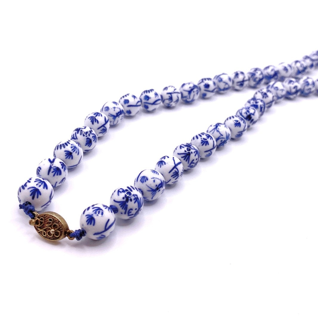 Vintage Chinese Necklace Hand Painted Blue and White Porcelain Beads 22”