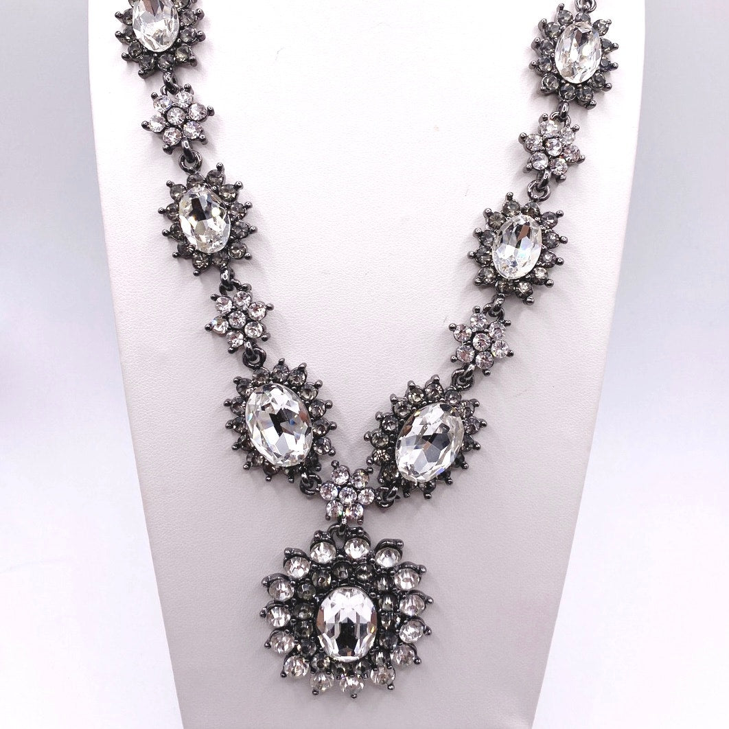 Amrita Beautiful Statement Glass Necklace