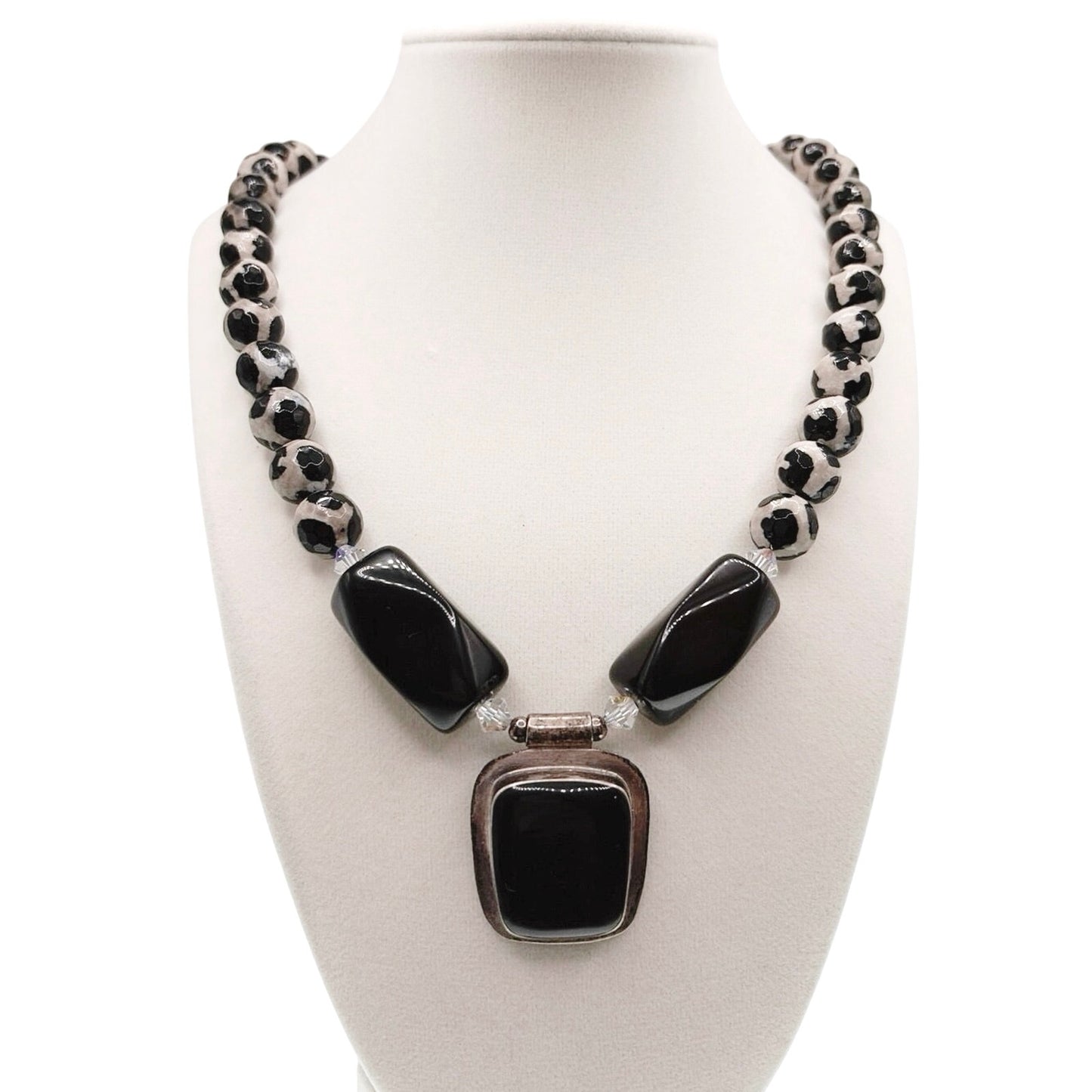 ATI Sterling Silver Mexico Onyx and Tibetan Agate Dzi Beads Necklace 20”