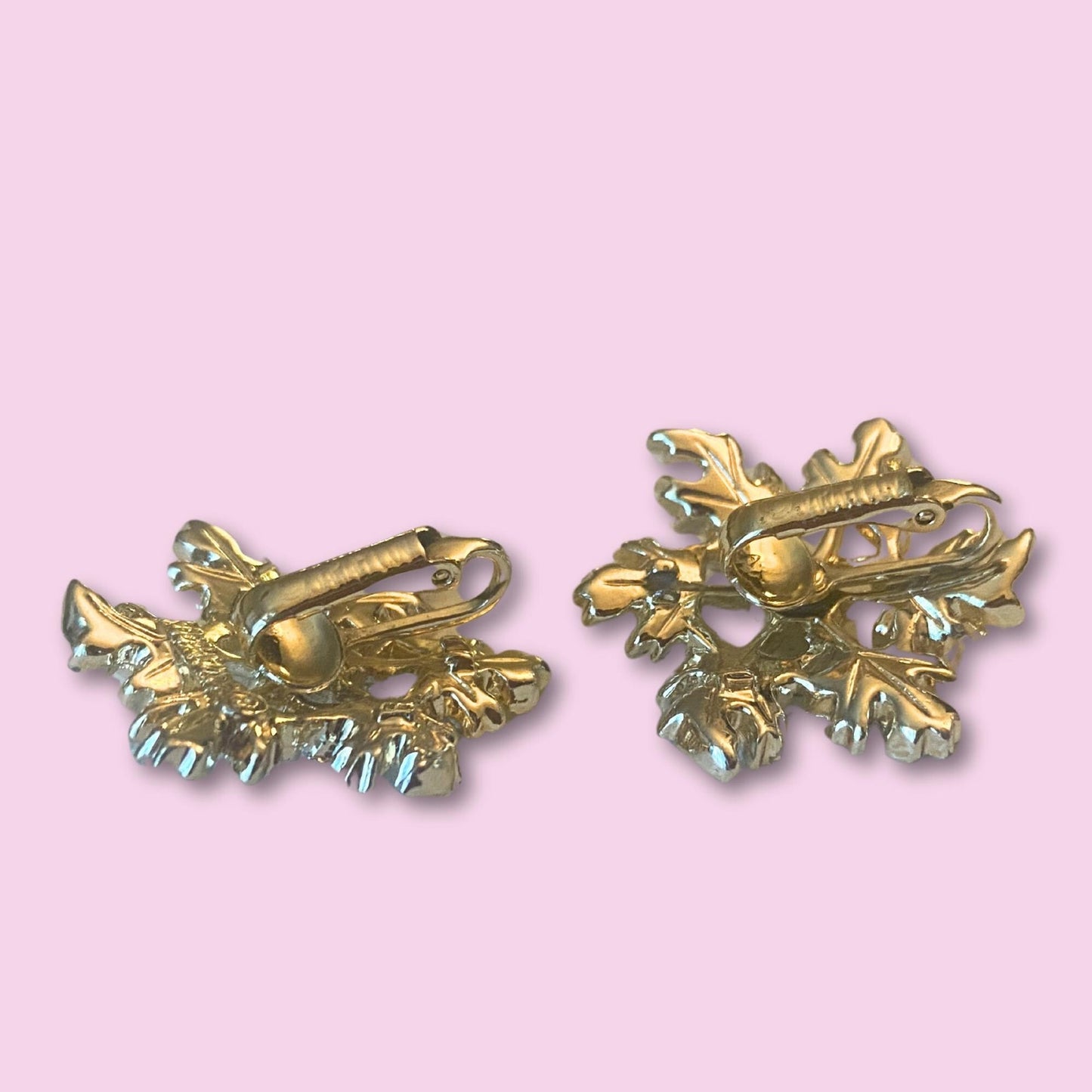 Sarah Coventry Golden Silver Leaves  Brooch and Earrings Set