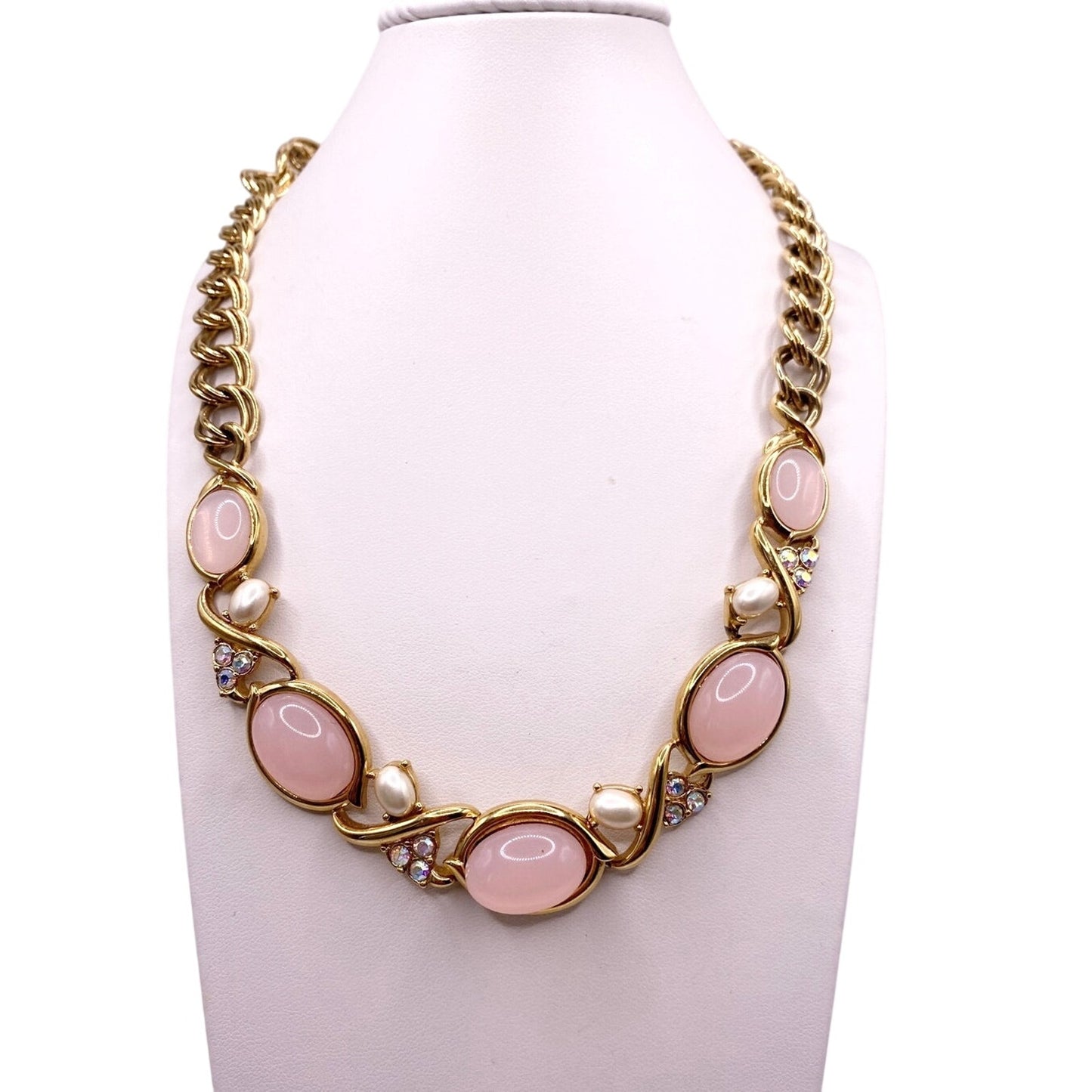 Trifari Vintage Necklace With Soft Pink Lucite Cabochons Stones