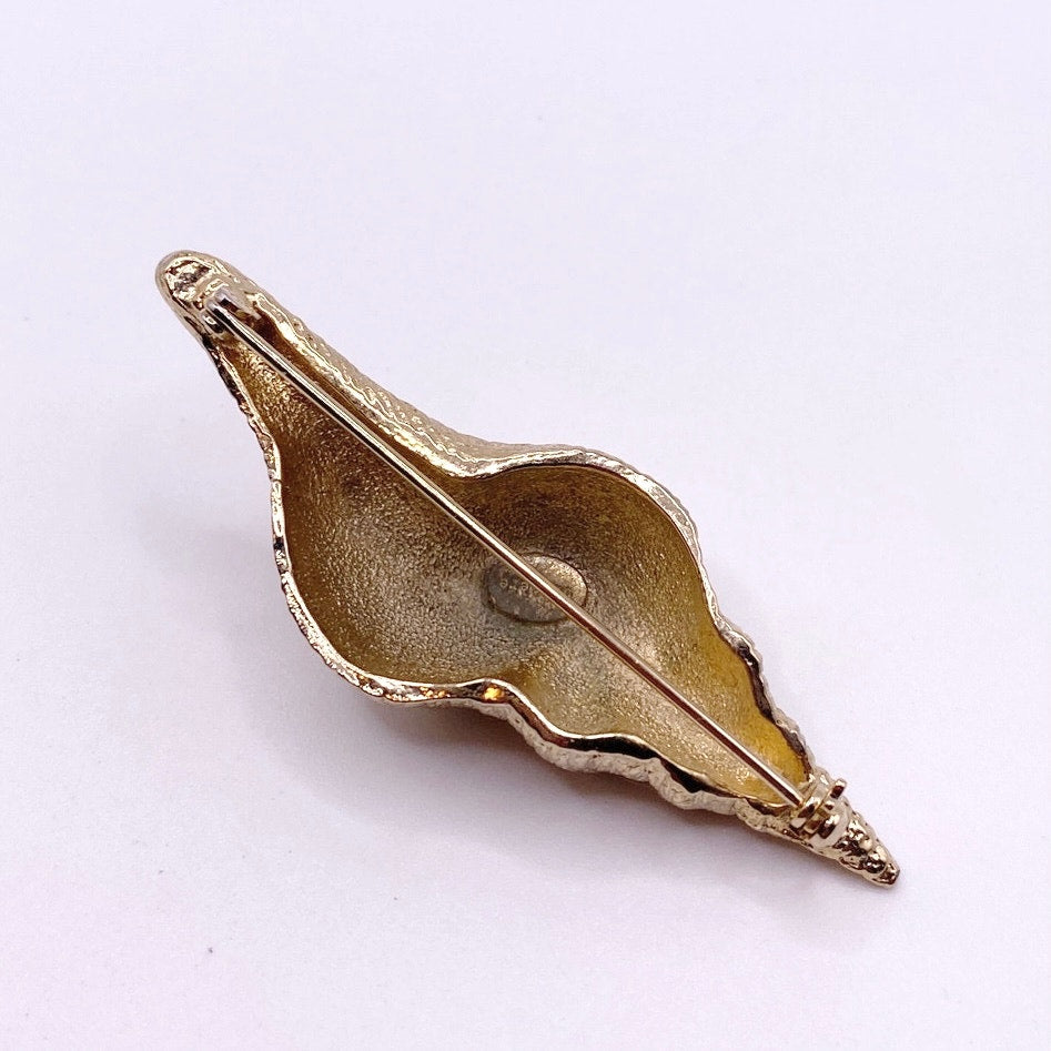 Bergere Signed Shell Vintage Brooch Gold Tone 2.5”