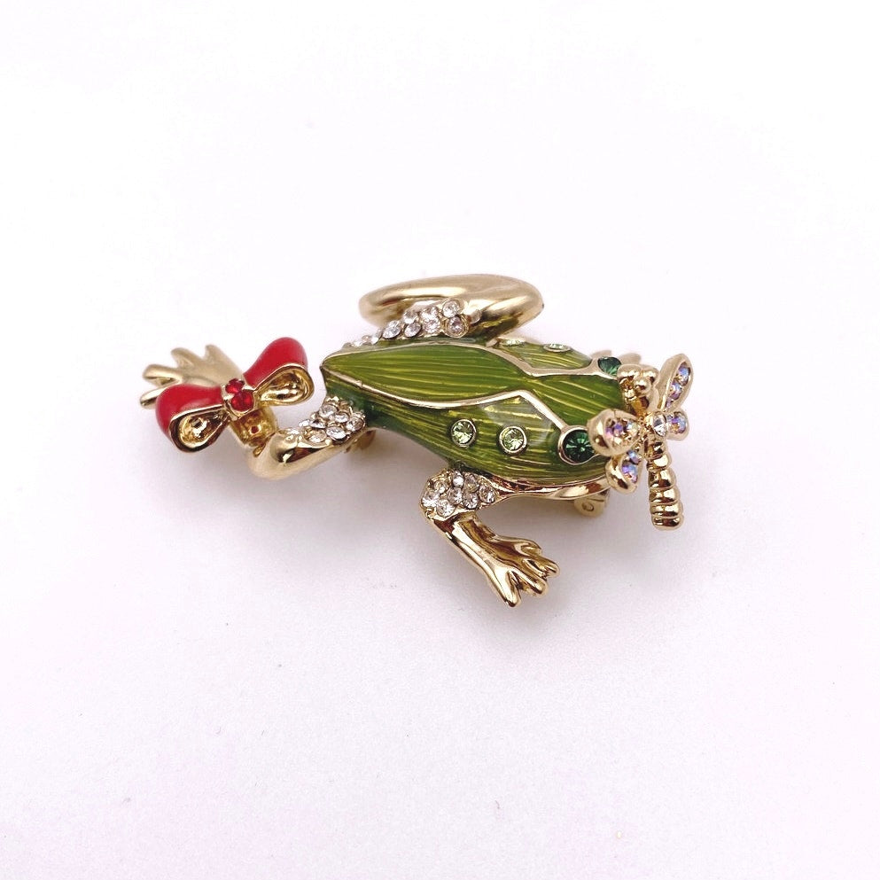 St John Beautiful Frog Vintage Brooch