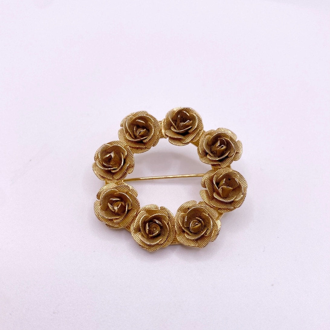Vintage Mesh Metal Flower Crown Brooch Gold Tone Filigree