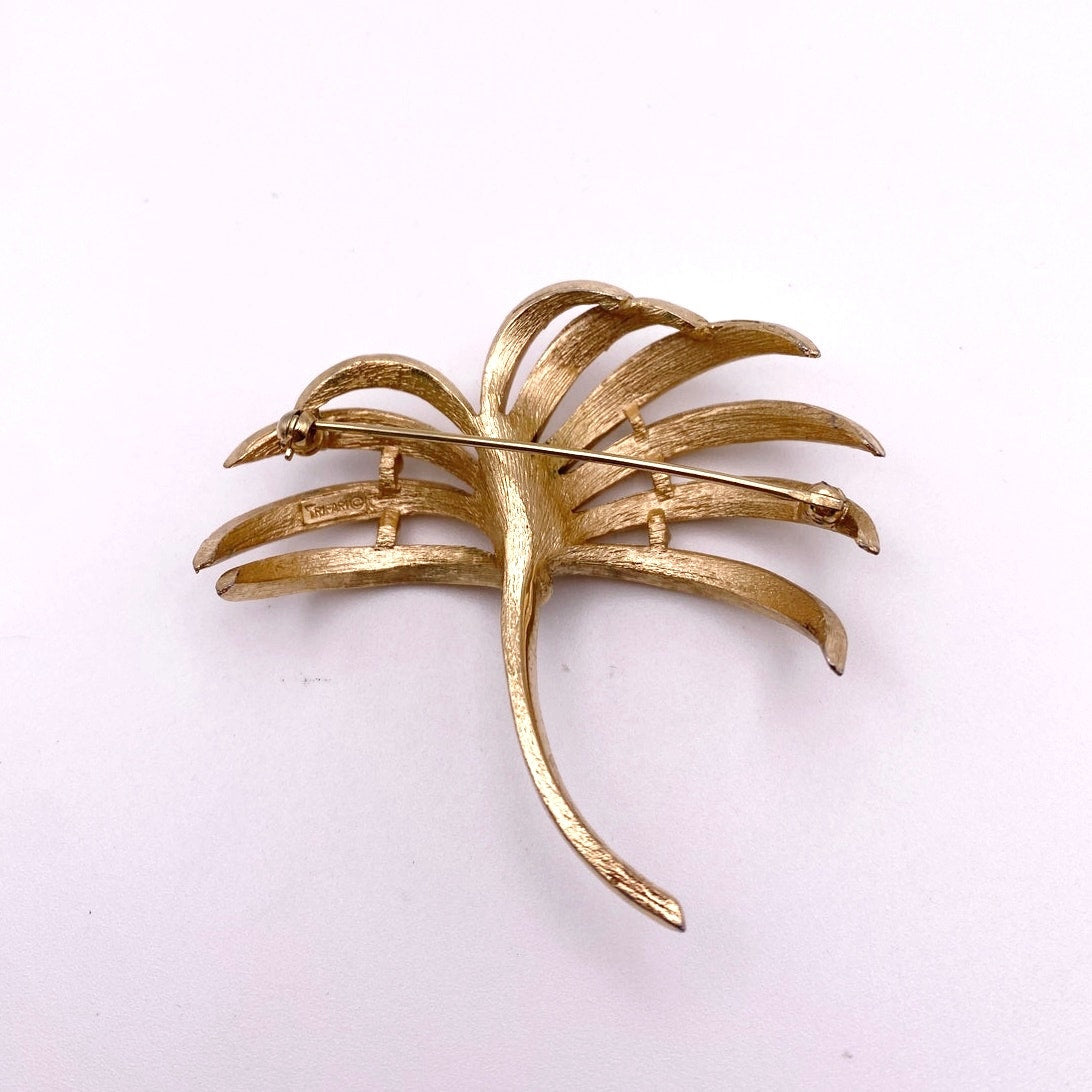 Trifari Palm Vintage Large Brooch Gold Tone 2” Long